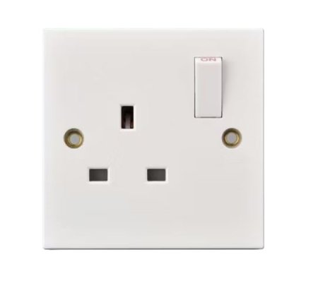 (image for) STATUS 1 GANG SWITCHED WALL SOCKET
